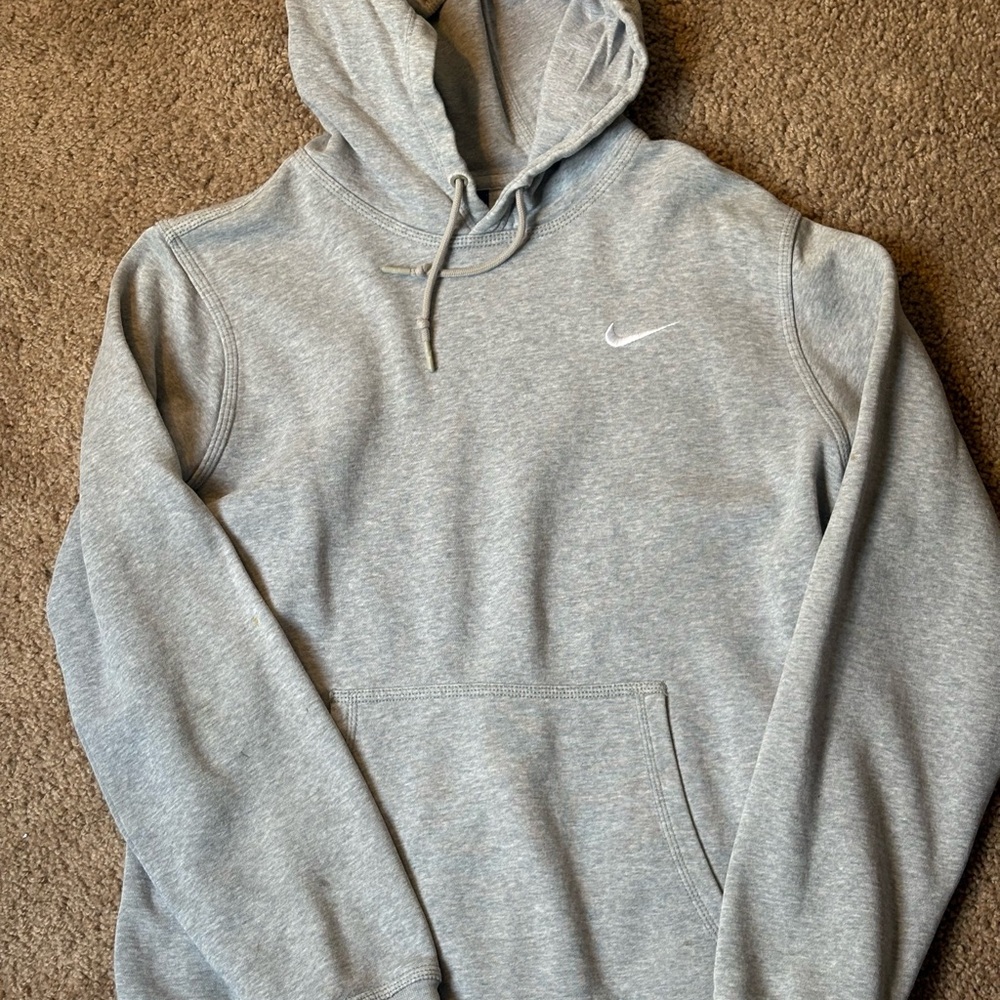 Nike Men's Gray Hoodie